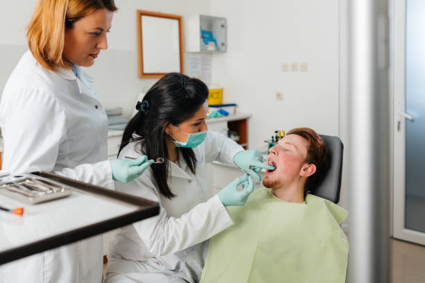 Best Urgent Tooth Repair  in Palmetto Bay, FL
